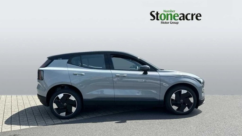 Volvo EX30 315Kw Twin Motor Performance Ultra 69Kwh #4