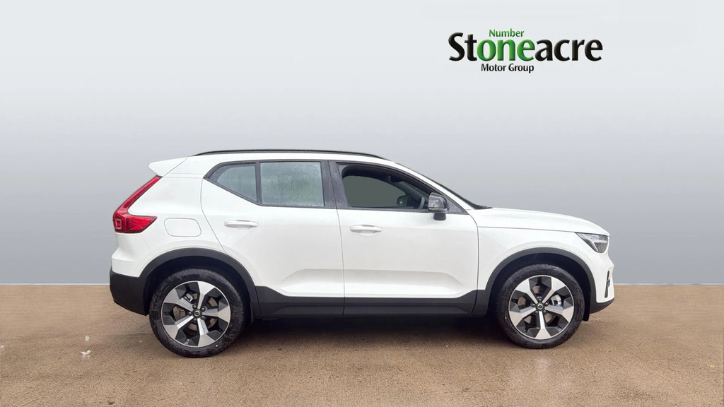 Volvo XC40 2.0 B3p Plus Dark  #3