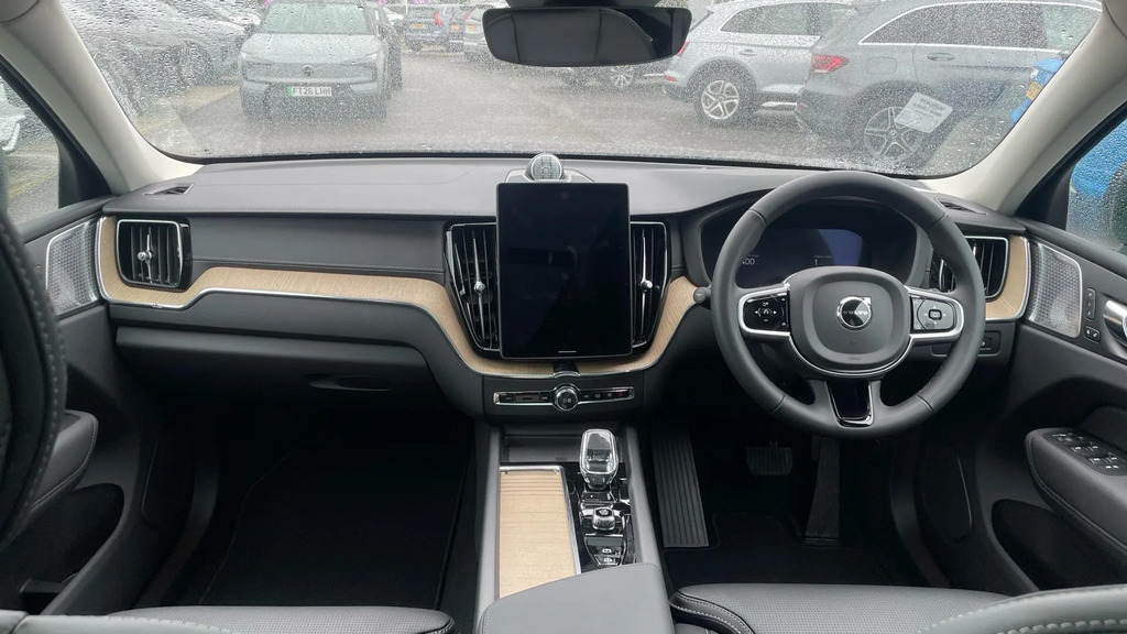 Volvo XC60 2.0 T8 18.8Kwh Ultra Dark Awd Euro 6 Ss  #5