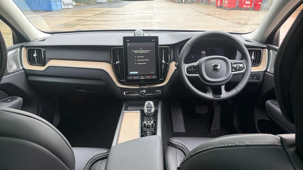 Volvo XC60 2.0 T8 18.8Kwh Ultra Dark Awd Euro 6 Ss  #5
