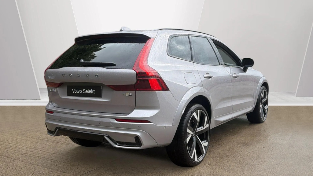 Volvo XC60 Plus Pro White #50