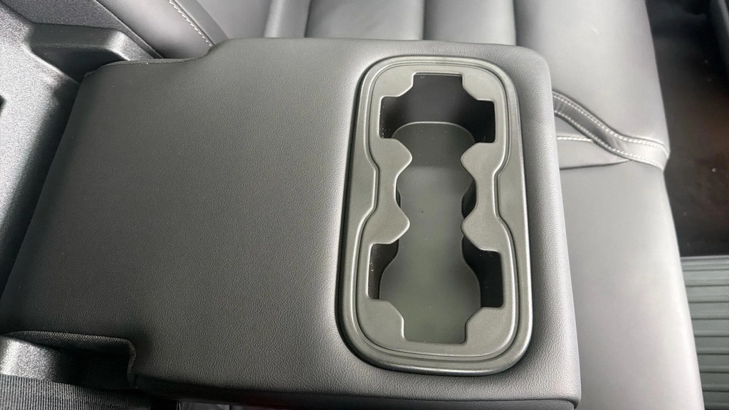 Volvo XC60 Plus Pro White #87