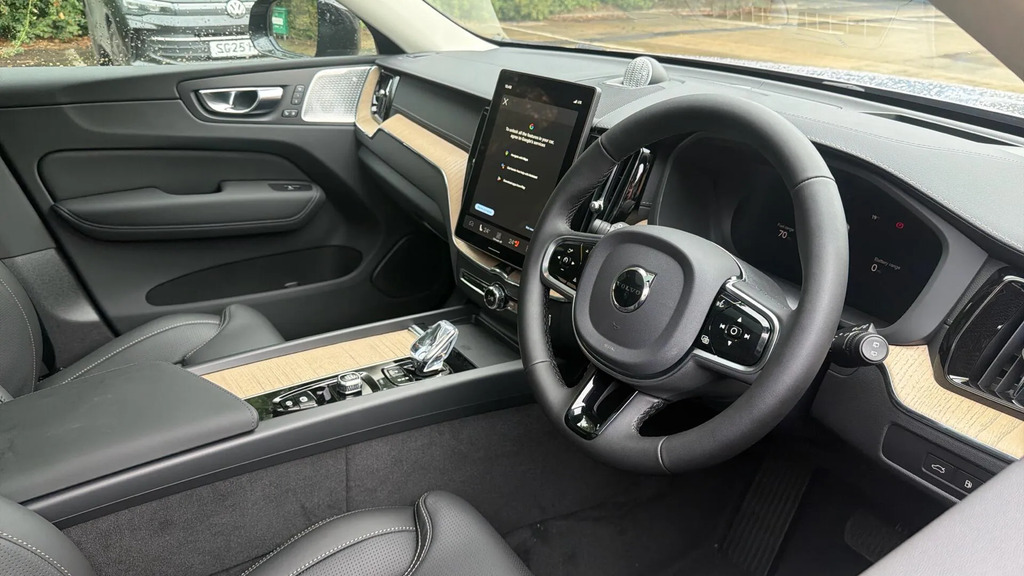 Volvo XC60 2.0 T8 18.8Kwh Ultra Dark Awd Euro 6 Ss  #4