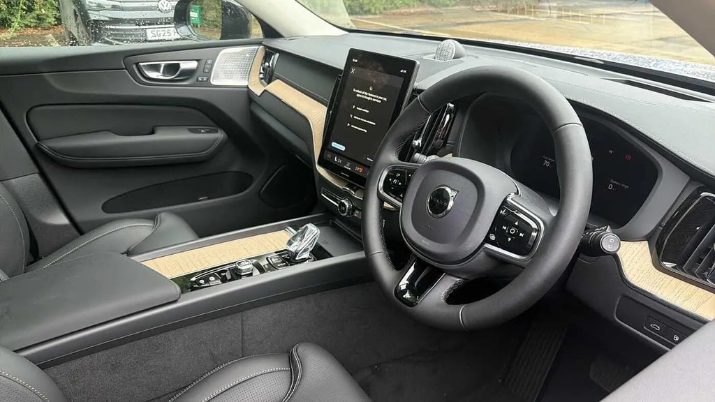 Volvo XC60 2.0 T8 18.8Kwh Ultra Dark Awd Euro 6 Ss  #4