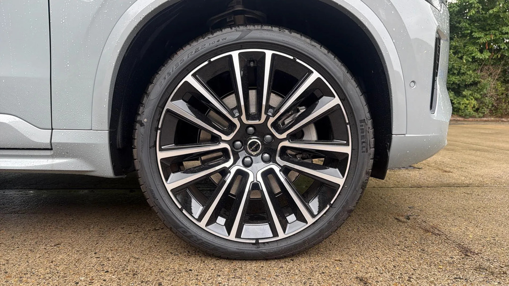 Volvo XC90 Ultra Silver #9