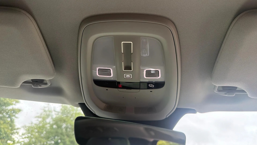 Volvo XC90 Ultra Silver #25