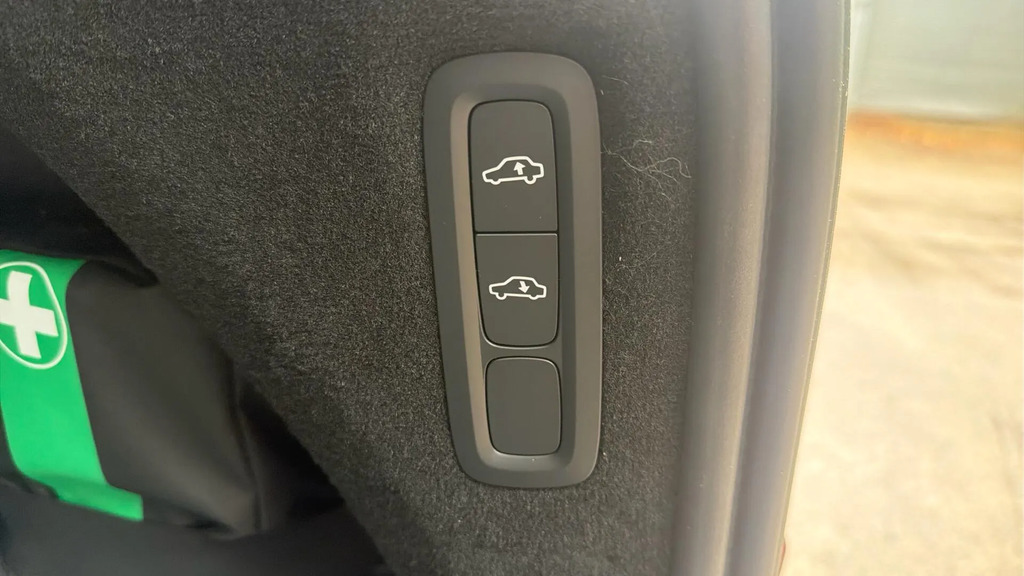 Volvo XC90 Ultra Silver #34