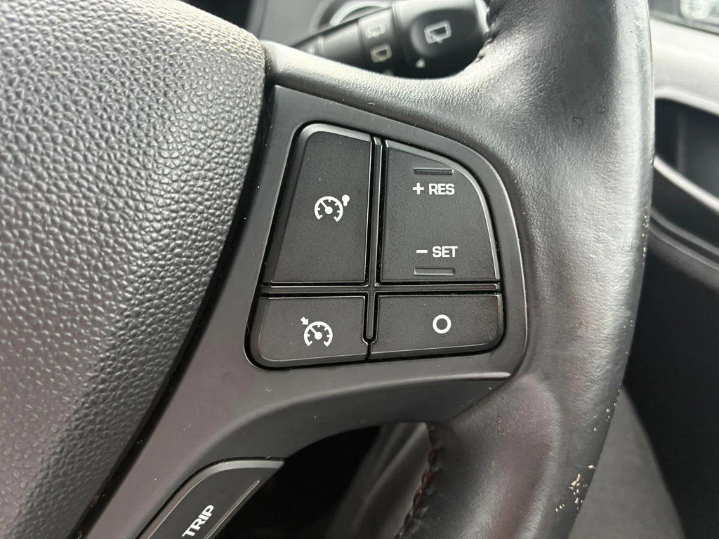 Hyundai I10 Hatchback  #12