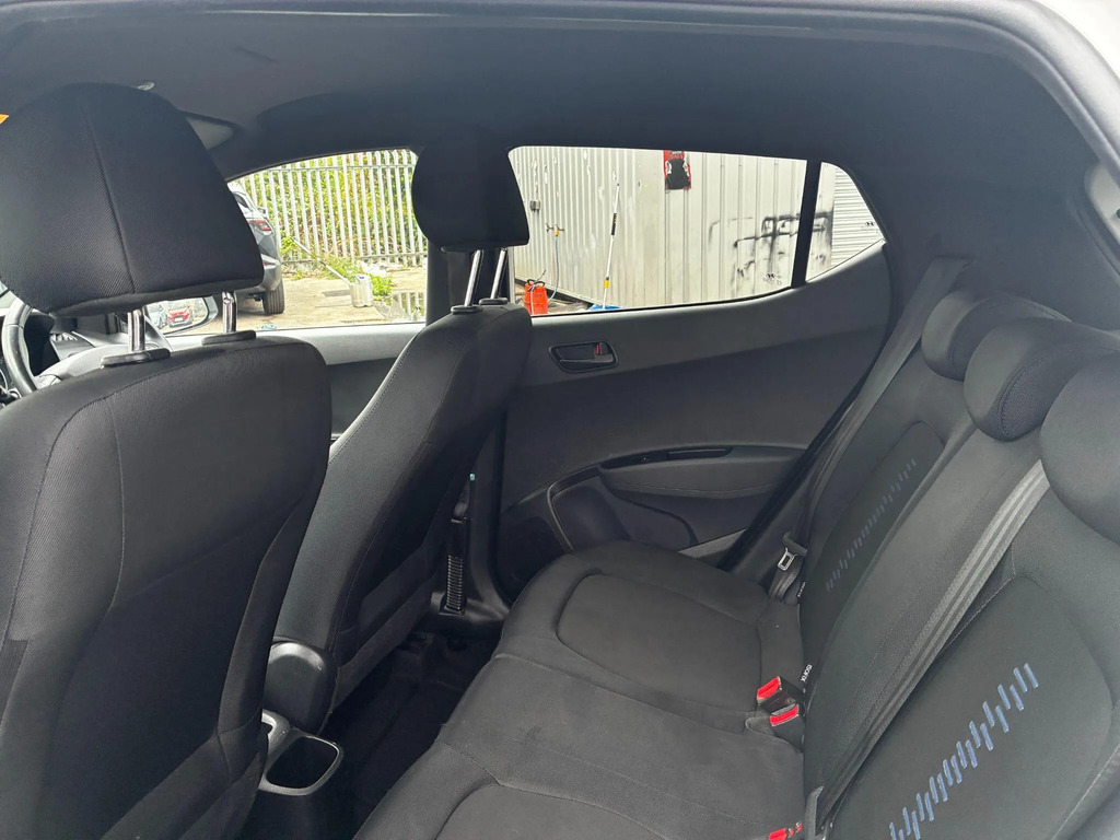 Hyundai I10 Hatchback  #26