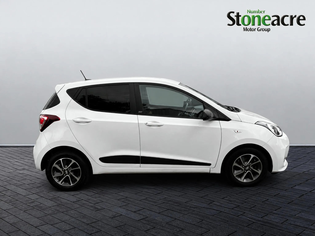 Hyundai I10 Hatchback  #7