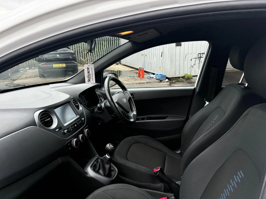 Hyundai I10 Hatchback  #27