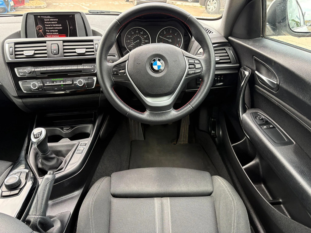 BMW 1 Series Hatchback 3.0 White #28