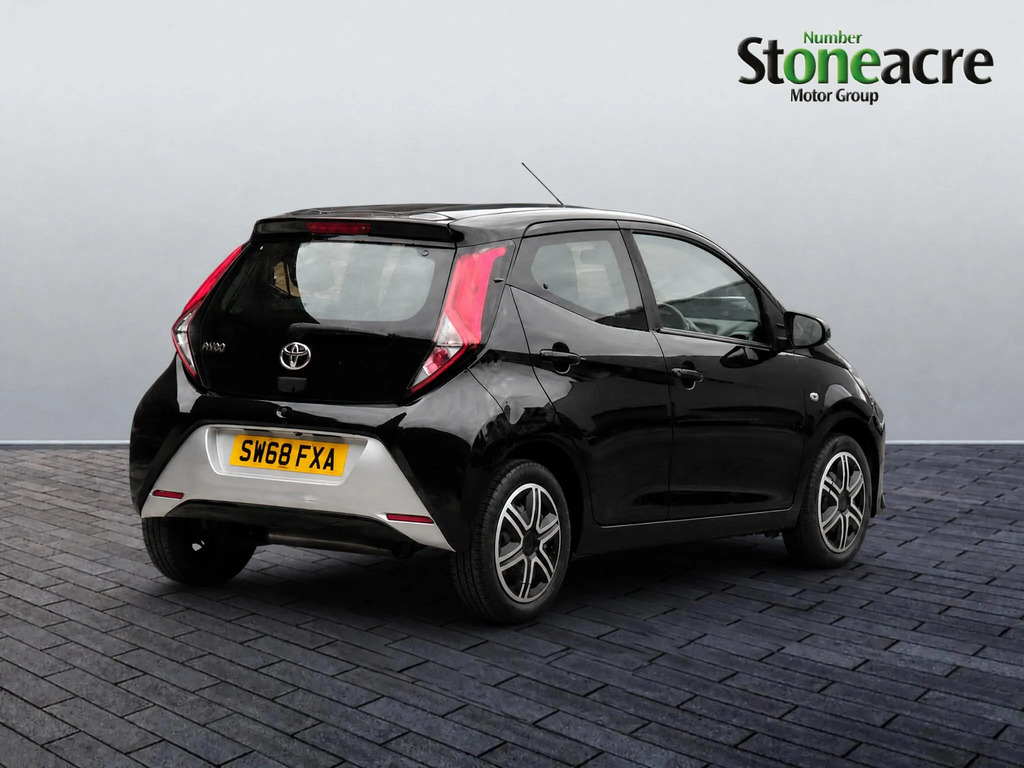 Toyota Aygo 1.0 Vvt-i X-play #3