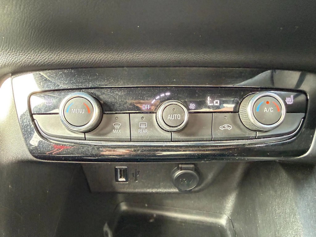 Vauxhall Corsa 1.2 Se Hatchback  #9