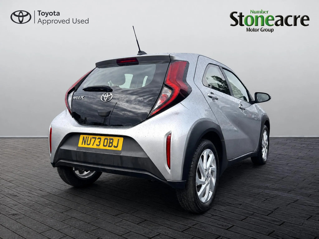 Toyota Aygo X 1.0 Vvt-i Pure #3