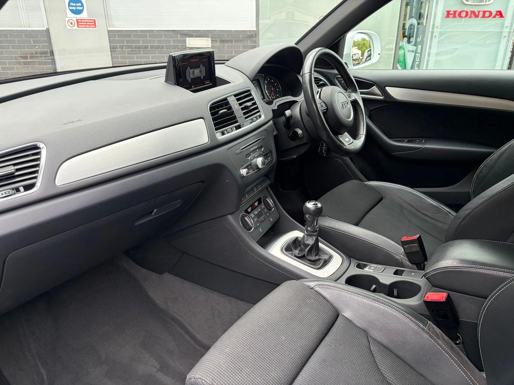 Audi Q3 Tfsi S Line Edition White #9