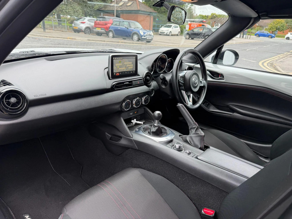 Mazda MX-5 1.5L Sport Nav Red #9