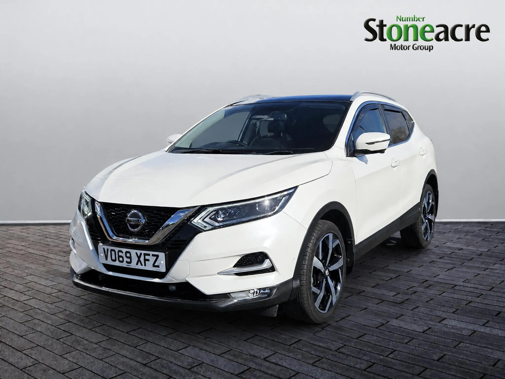 Nissan Qashqai 1.3 Dig-t 160 Tekna White #5