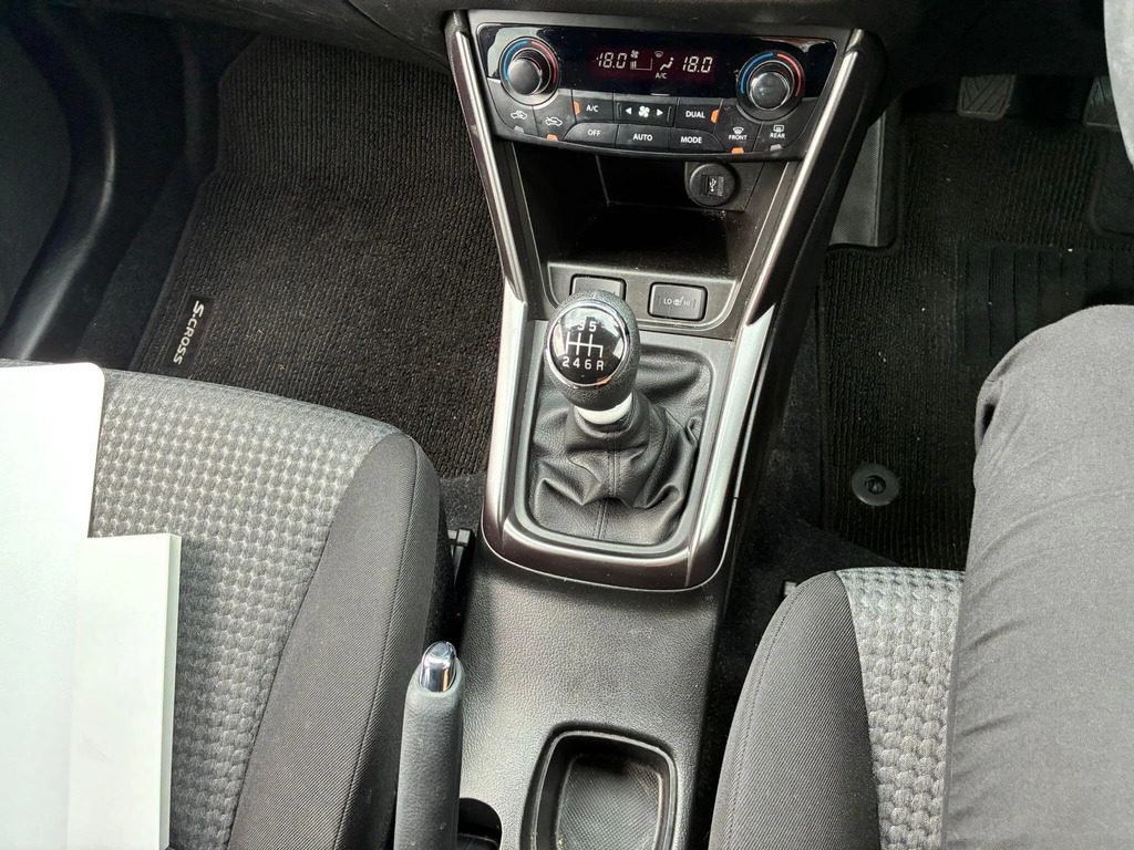 Suzuki S Cross Motion Black #16