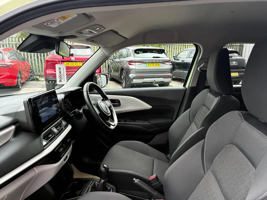 Suzuki Swift Motion Mhev 1.2 Yellow #29