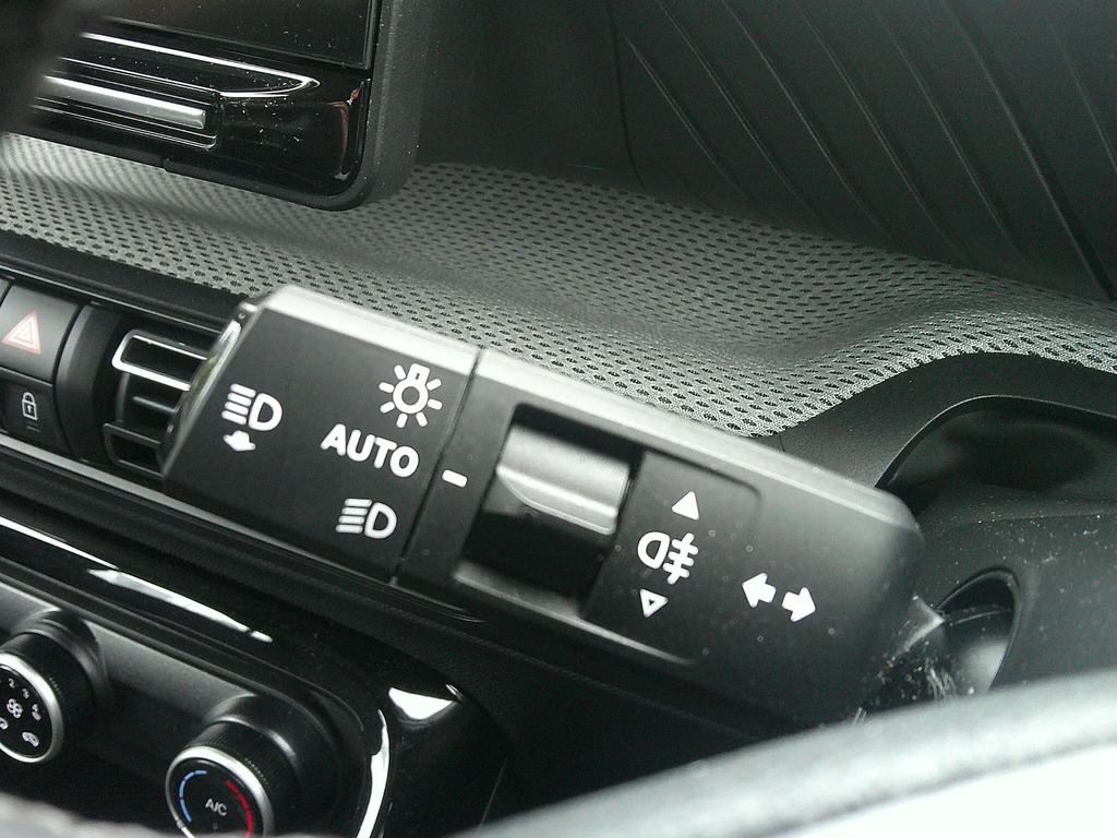 Citroen C3 1.2 Hybrid 110 Plus E-dcs6 Grey #21