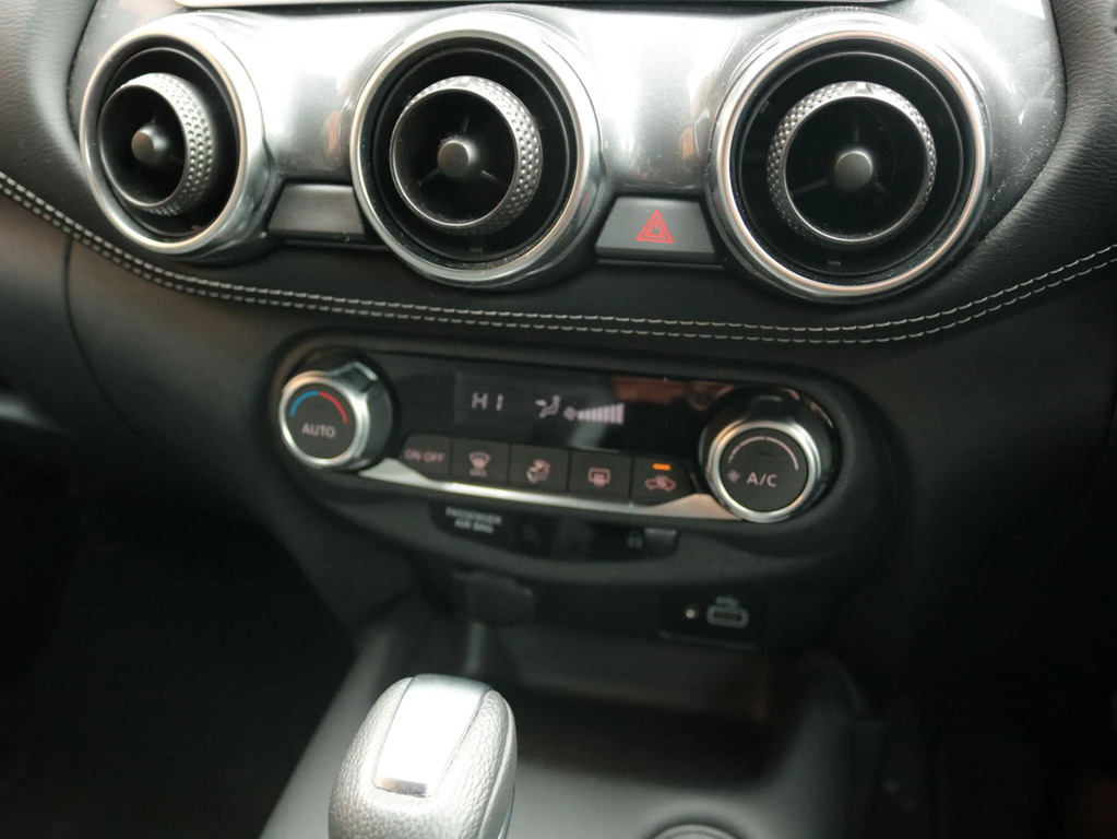 Nissan Juke Acenta Black #21