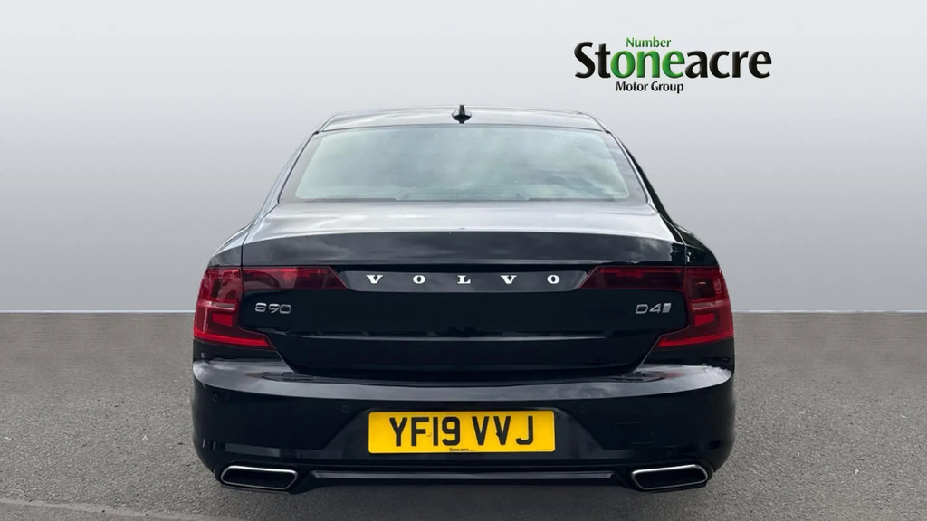 Volvo S90 Saloon White #7