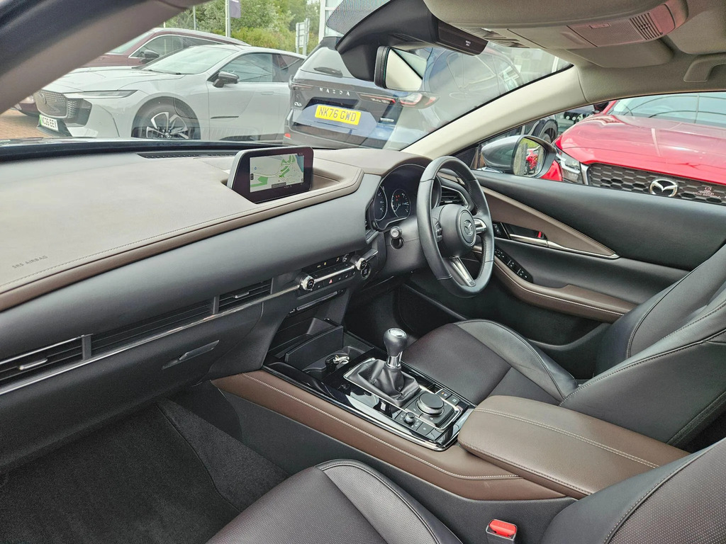 Mazda CX-30 Se-l Lux White #13