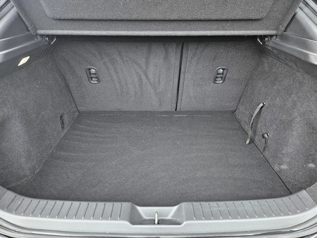 Mazda CX-30 Se-l Lux White #10