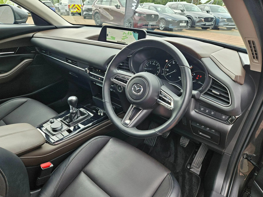 Mazda CX-30 Se-l Lux White #11