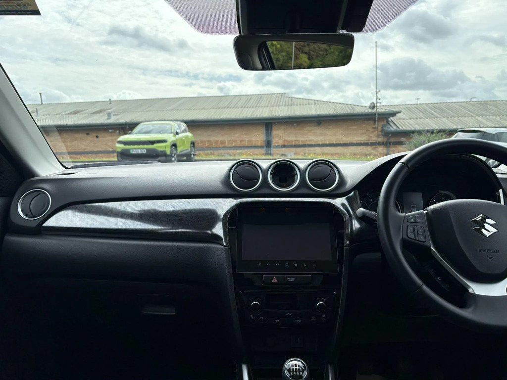 Suzuki Vitara 61Kwh Motion #9