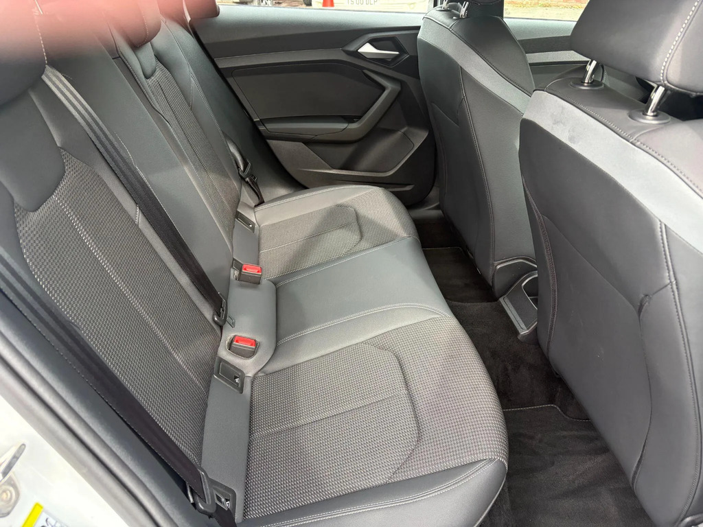Audi A1 30 Tfsi 110 Technik S Tronic Black #32