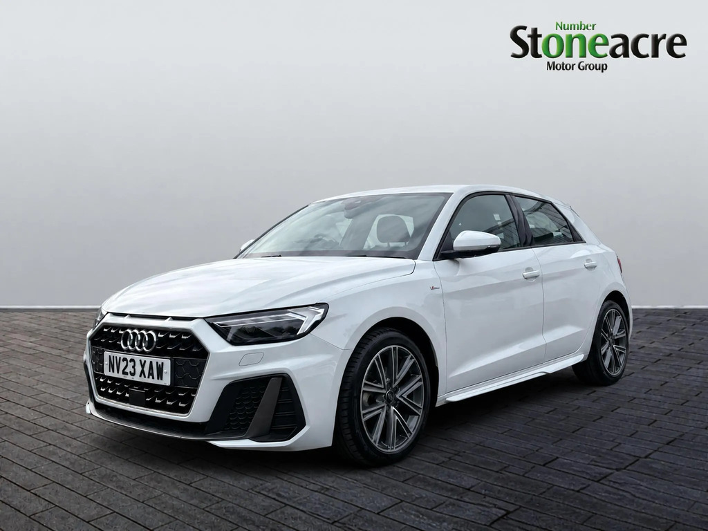 Audi A1 30 Tfsi 110 Technik S Tronic Black #7