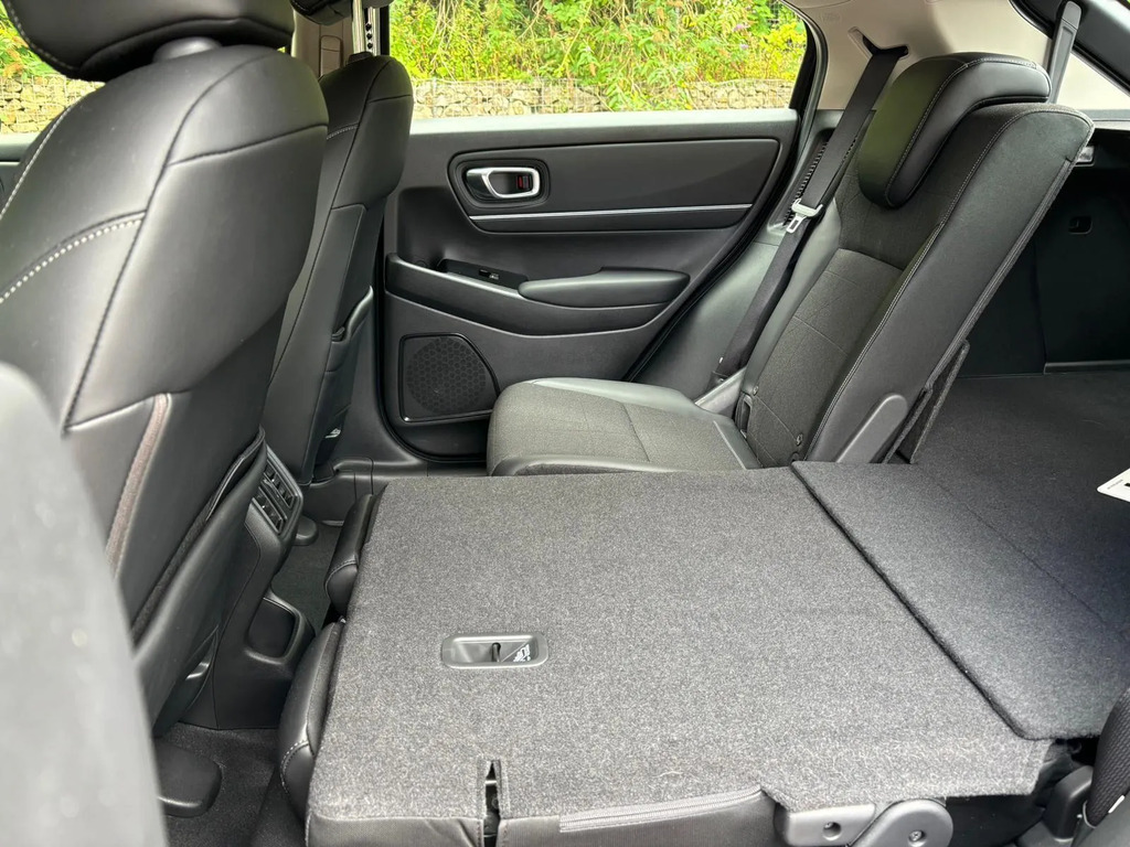 Honda Hr-V Elegance Black #11