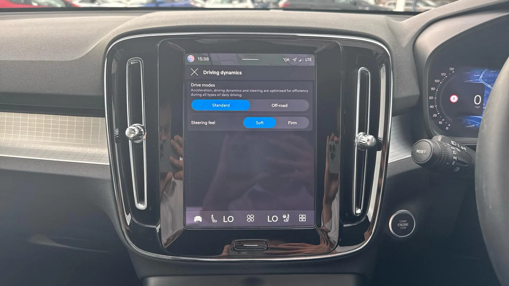 Volvo XC40 2.0 B3p Core Blue #28