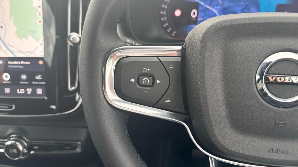 Volvo XC40 2.0 B3p Core Blue #21