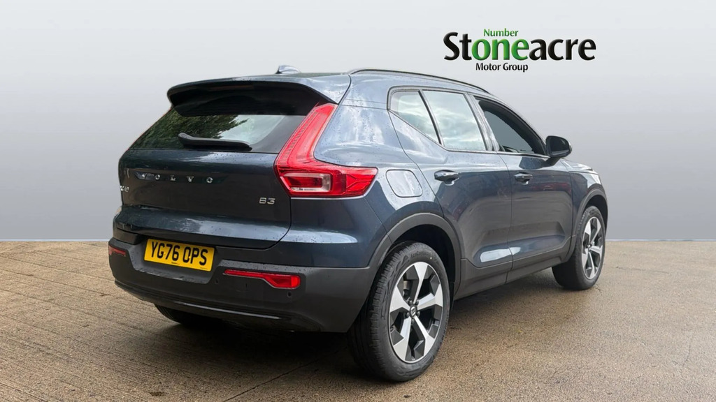 Volvo XC40 2.0 B3p Plus Dark  #2