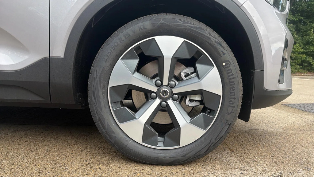 Volvo XC40 2.0 B3p Core Black #9