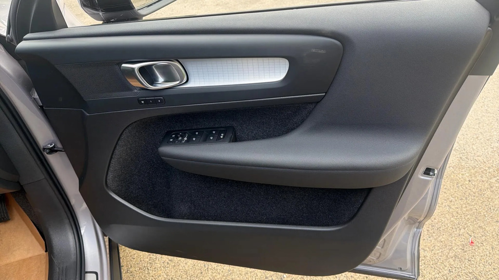 Volvo XC40 2.0 B3p Core Black #27