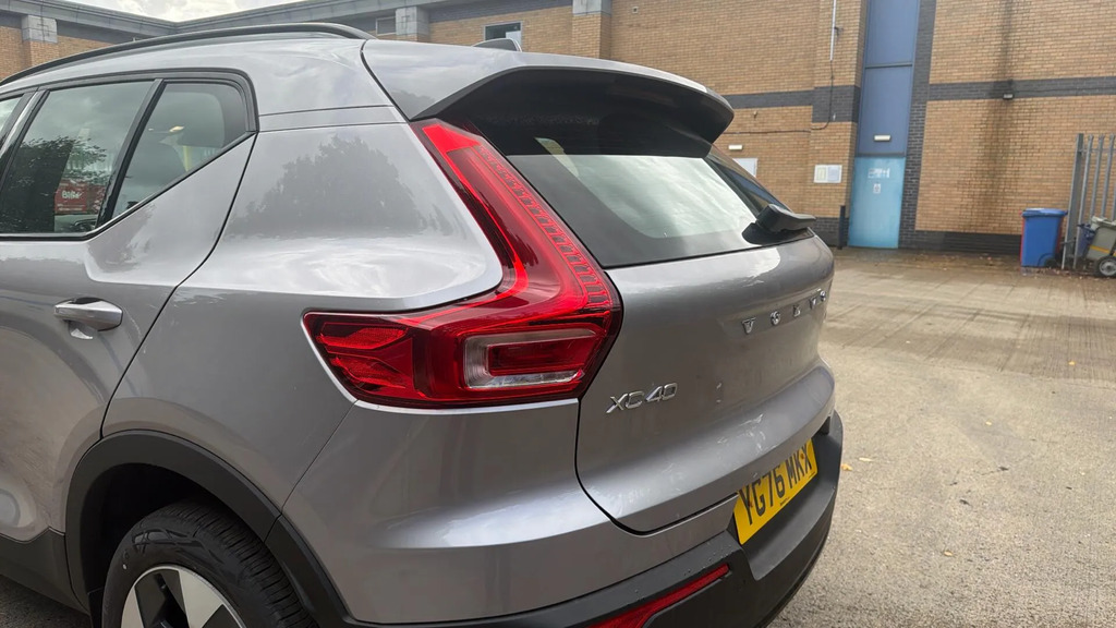 Volvo XC40 2.0 B3p Core Black #38