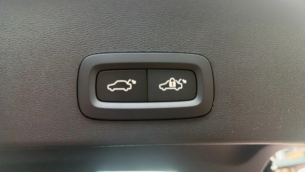 Volvo XC40 2.0 B3p Core Black #32