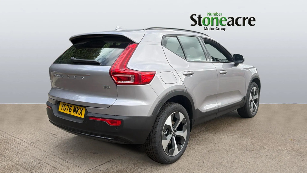 Volvo XC40 2.0 B3p Plus Dark  #2