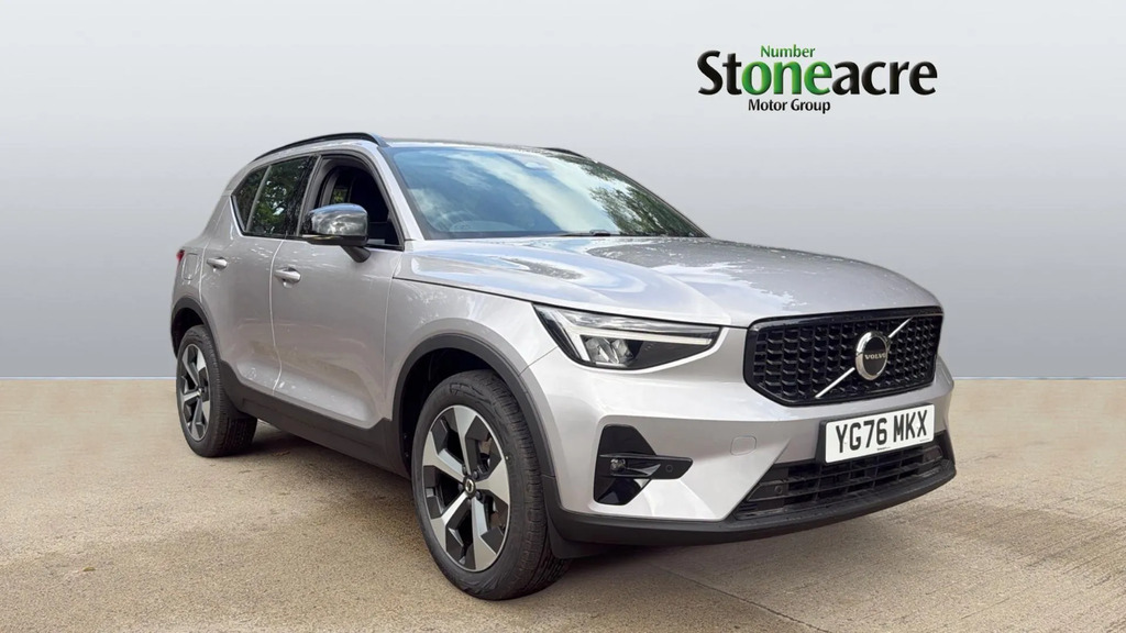 Volvo XC40 2.0 B3p Plus Dark 