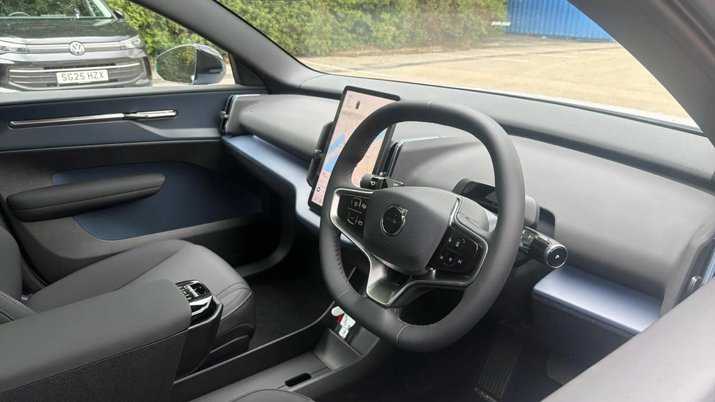Volvo EX30 P8 69Kwh Ultra Awd #4