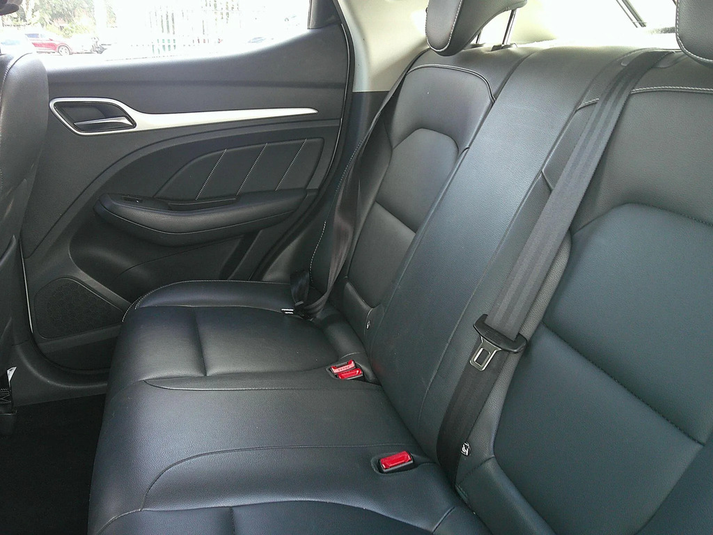 MG ZS Zs Exclusive Silver #13