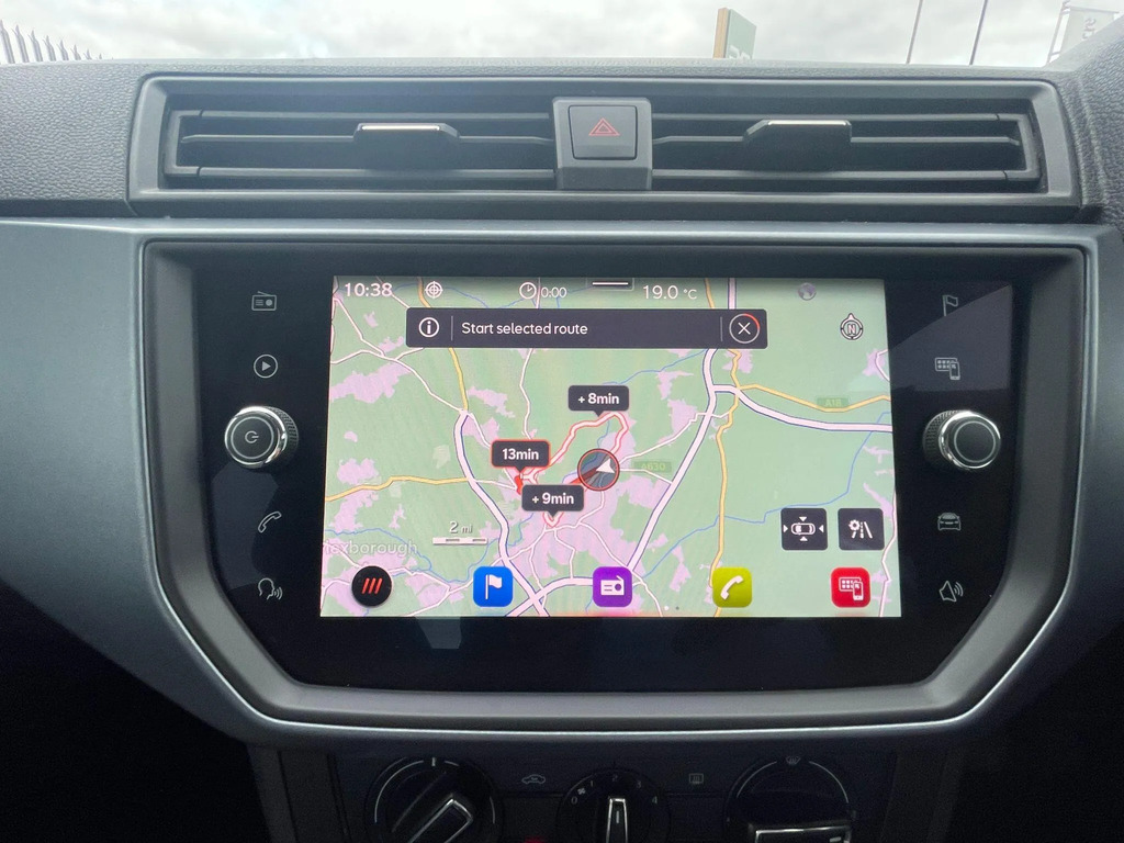 Seat Arona Tsi Se Technology Red #11