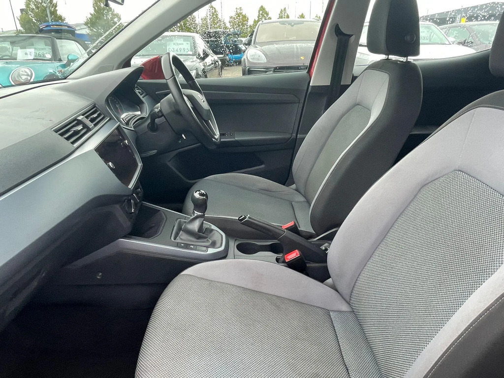 Seat Arona Tsi Se Technology Red #15
