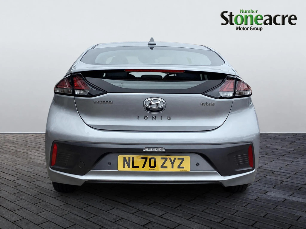 Hyundai Ioniq 1.6 H-gdi Premium Hatchback #4