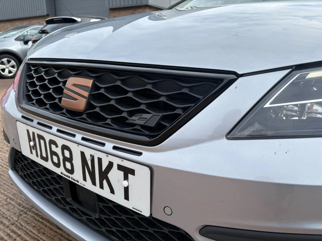 Seat Leon 2.0 Tsi 290 Cupra Ez Dsg Red #9
