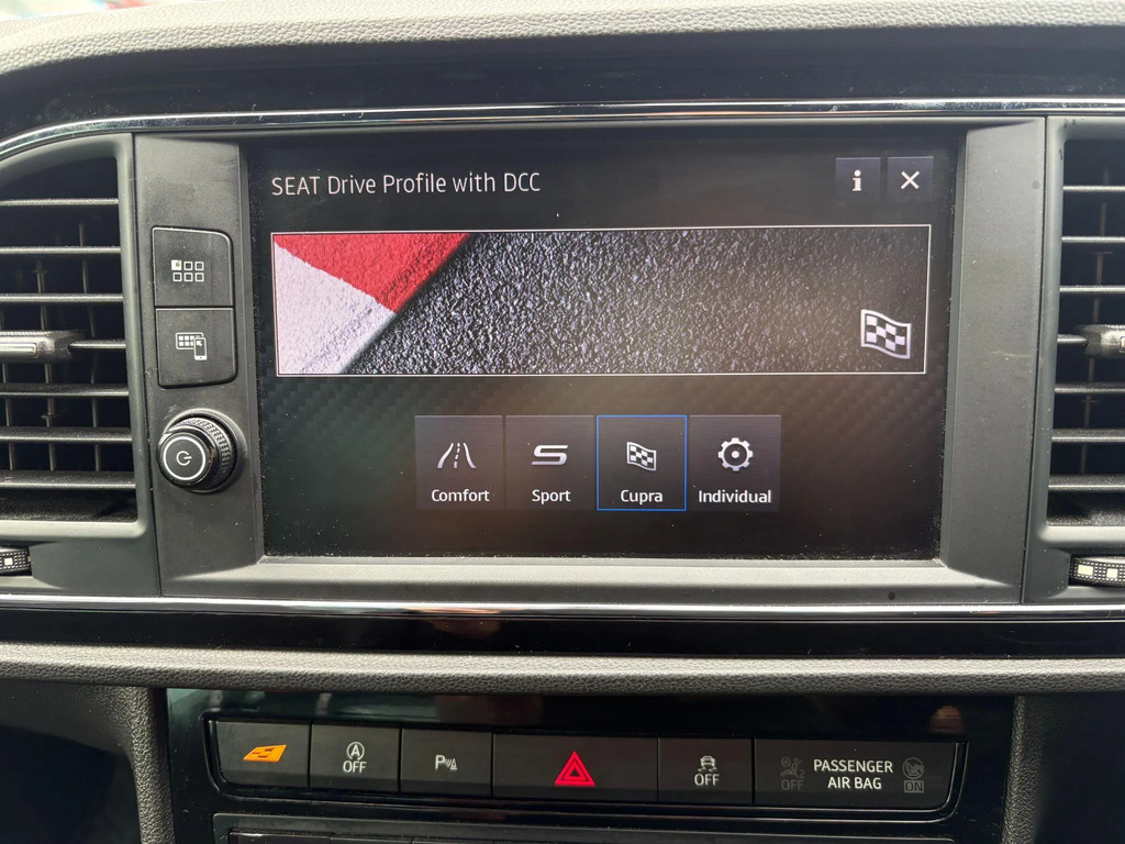 Seat Leon 2.0 Tsi 290 Cupra Ez Dsg Red #29